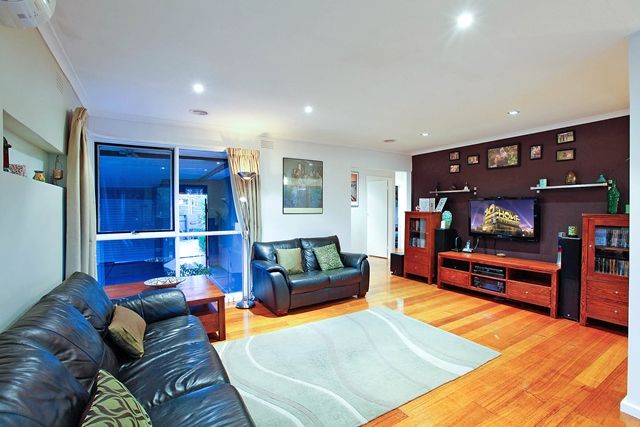 18 Clements Grove, RESERVOIR, VIC 3073