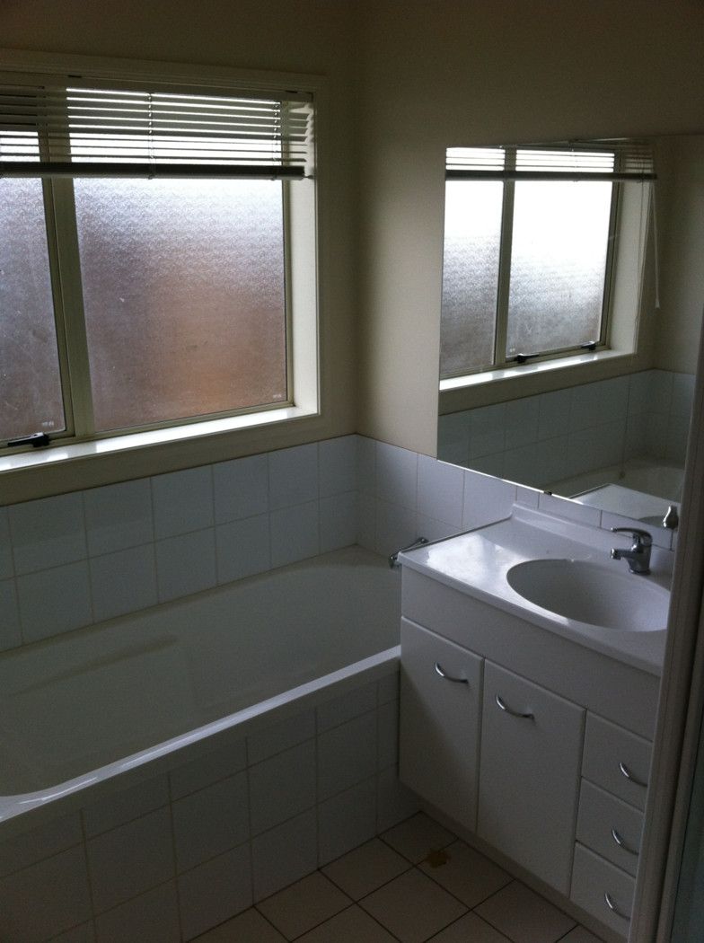 32 Castlefinn Road, MANUREWA, Manukau City