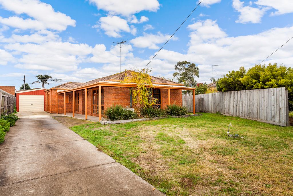 11 Jacaranda Place, BELMONT VIC 3216
