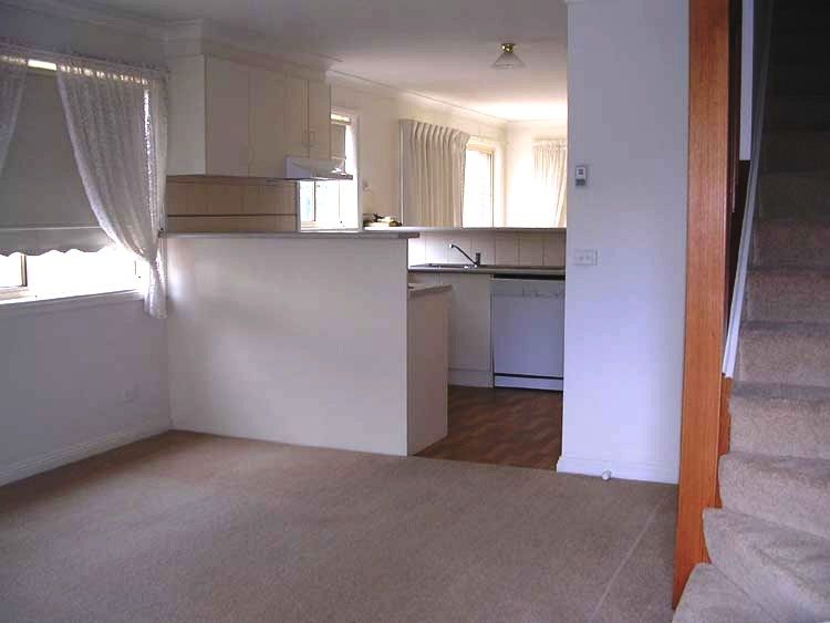 11 Redan Street, NEWINGTON, VIC 3350