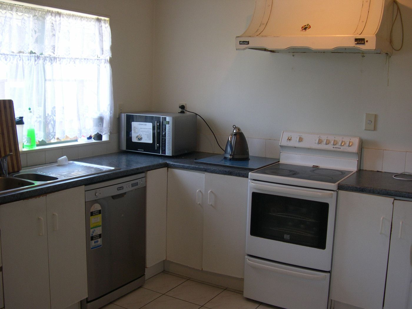 11A Coates Crescent, PANMURE, Auckland City