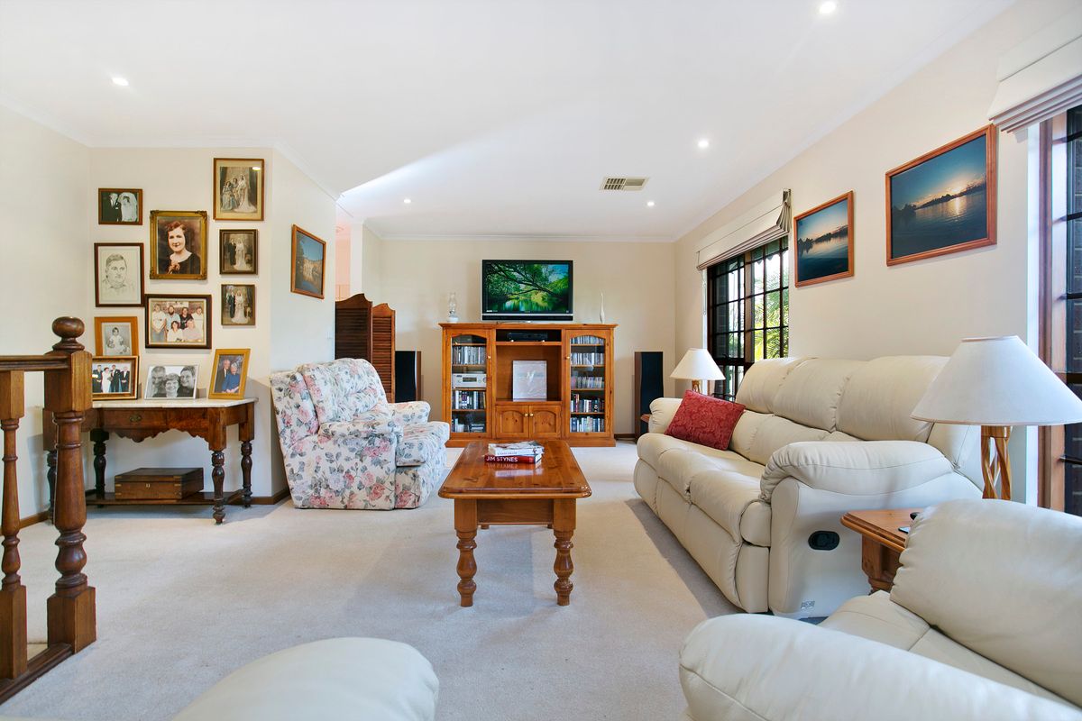 71 Klingberg Drive, NORTH HAVEN, SA 5018