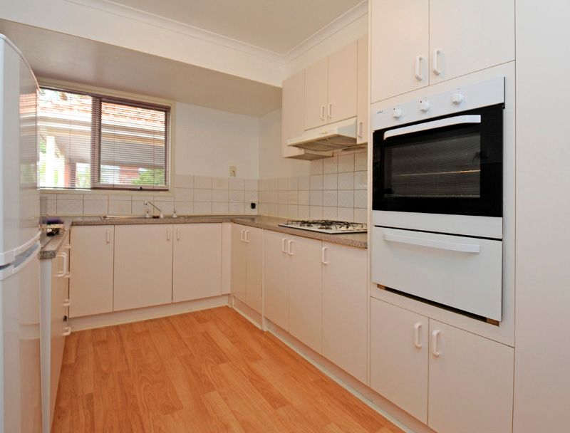 3/2 River Street, BRIAR HILL, VIC 3088