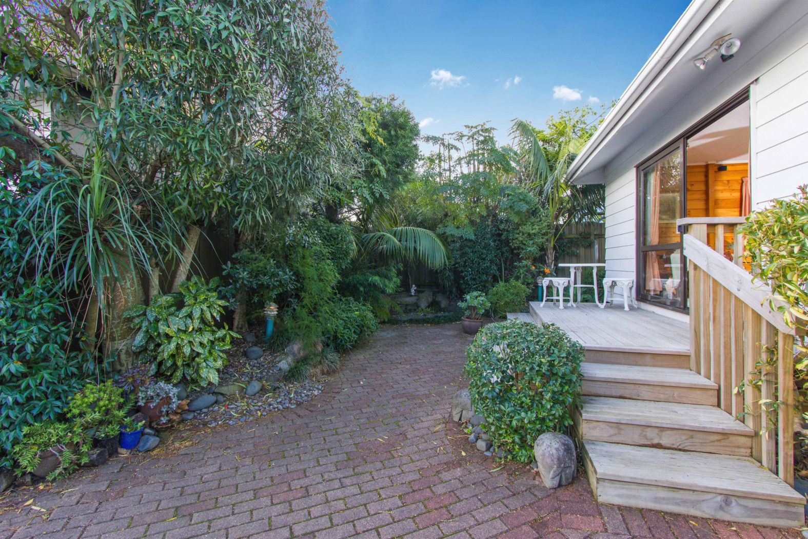 2/4 Whitford Avenue, Mt Wellington, Auckland City