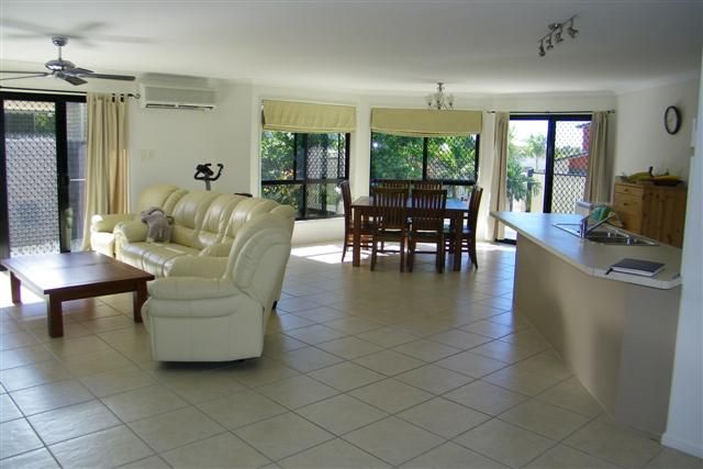 2 Albatross, SOUTH GLADSTONE, QLD 4680