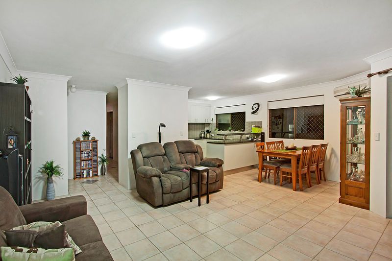 77 Golden Four Drive, BILINGA QLD 4225