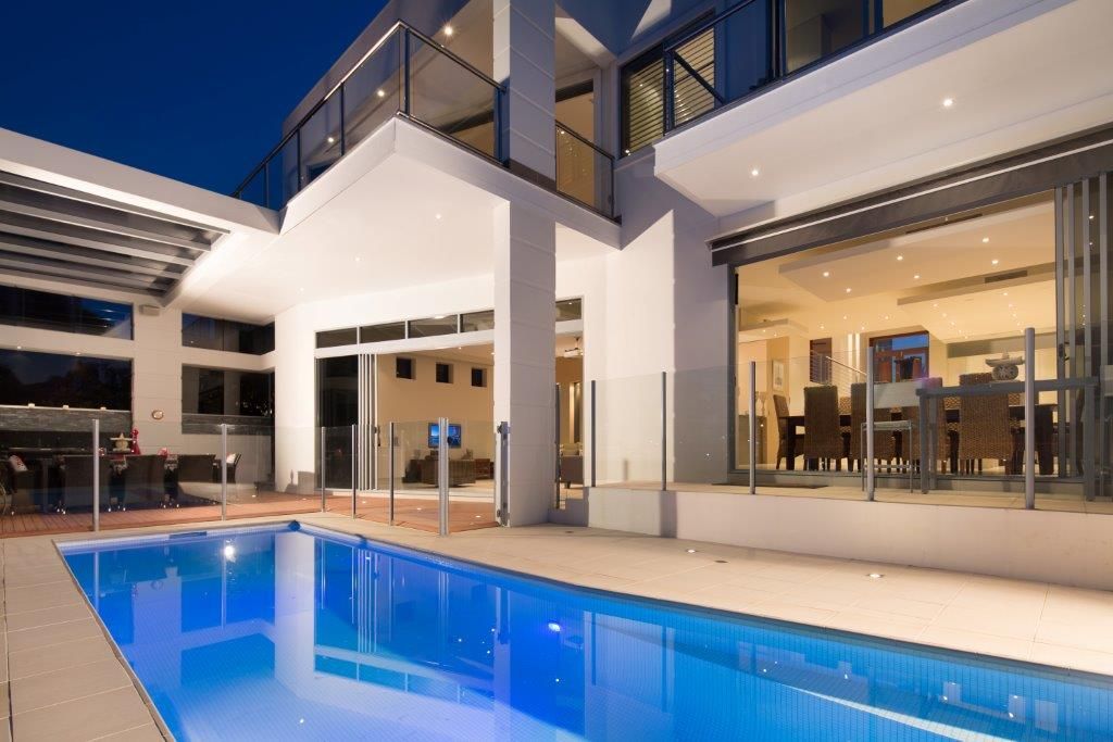 19 Neptune Court, SURFERS PARADISE, QLD 4217