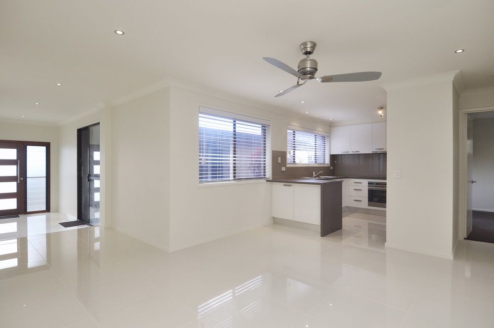 135 Mallawa Drive, PALM BEACH QLD 4221