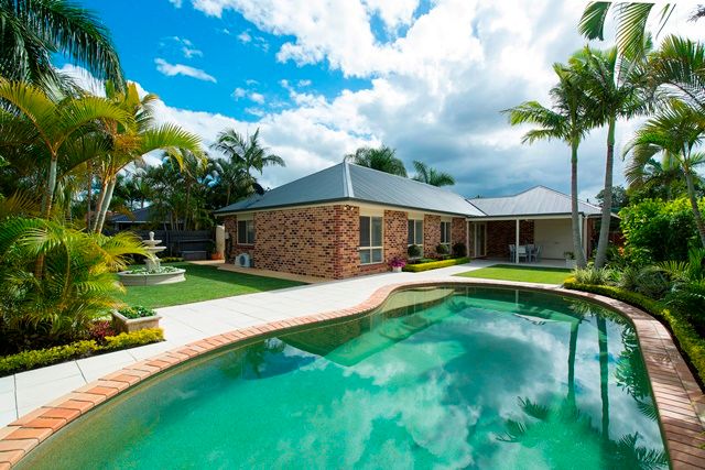 116 Monterey Keys Drive, HELENSVALE QLD 4212