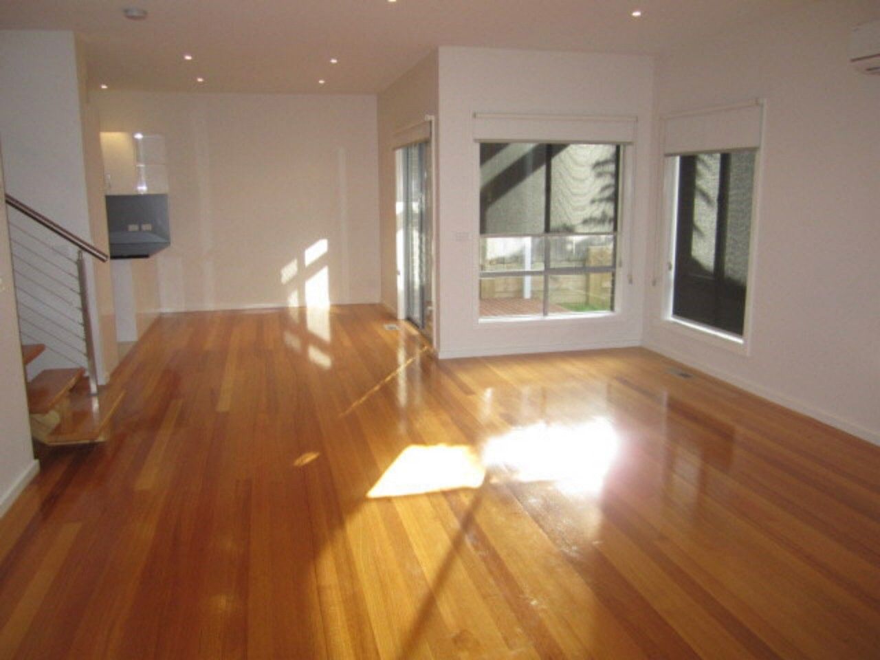 2/27 Sadie Street, MOUNT WAVERLEY, VIC 3149