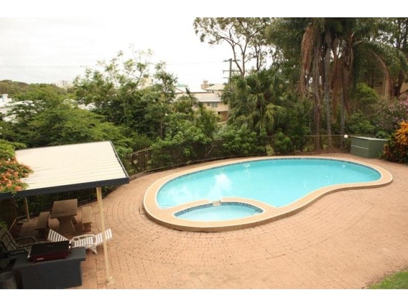 2/18 Camfield Street, ALEXANDRA HEADLAND, QLD 4572