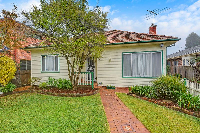 8 Rosamond Street, HORNSBY, NSW 2077