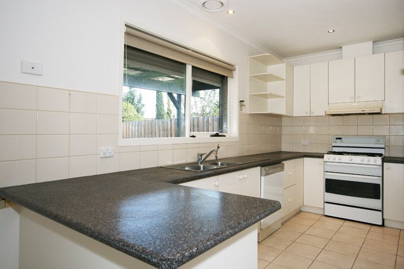 61 Catherine Avenue, TULLAMARINE, VIC 3043