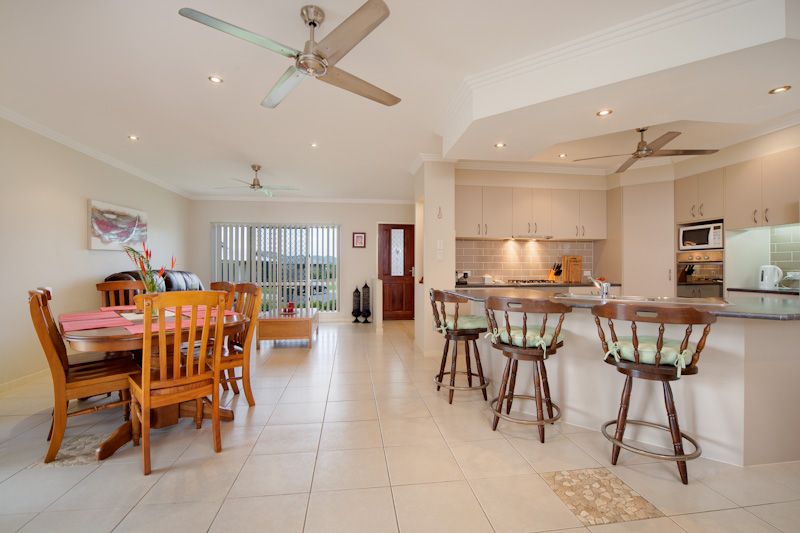 9 Laidley Close, BENTLEY PARK, QLD 4869