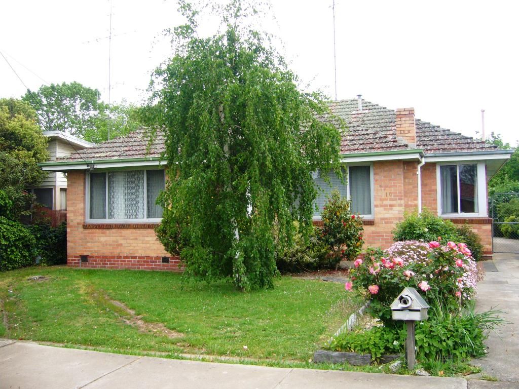 10 Cuthberts Road, ALFREDTON, VIC 3350