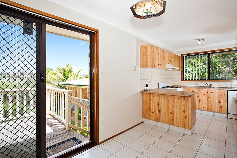 77 Ocean Beach Drive, SHELLHARBOUR, NSW 2529