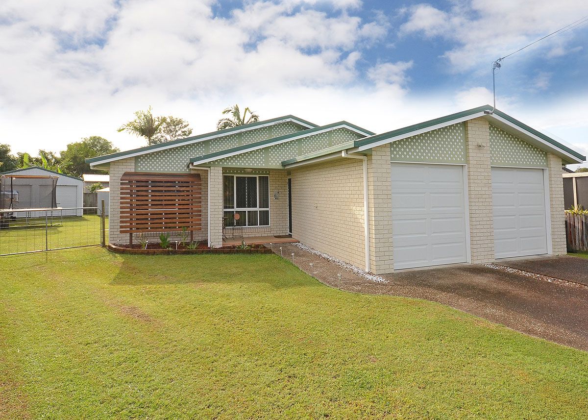 9 Trisha Court, SCARNESS QLD 4655