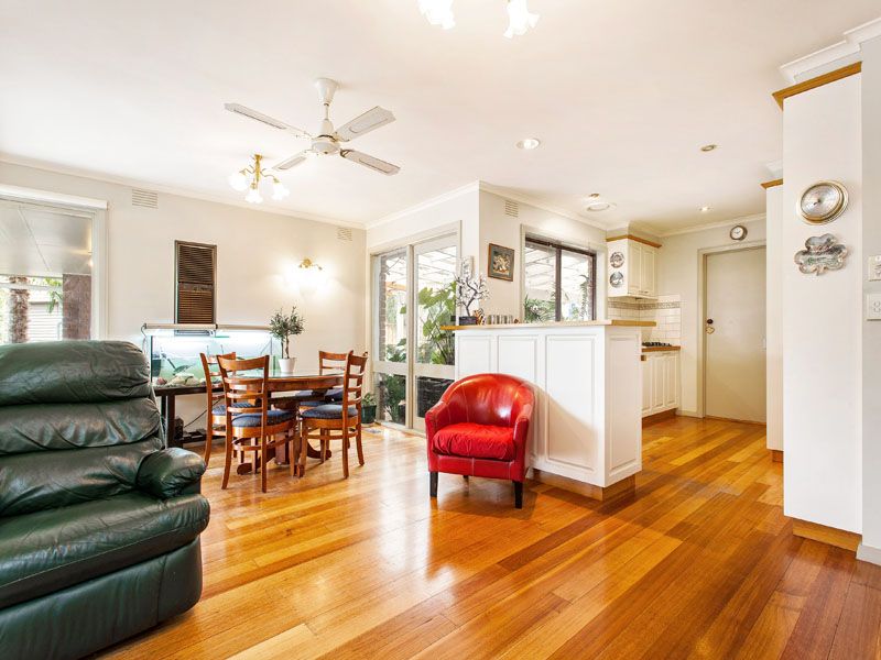 12 Donhaven Court, DINGLEY VILLAGE, VIC 3172
