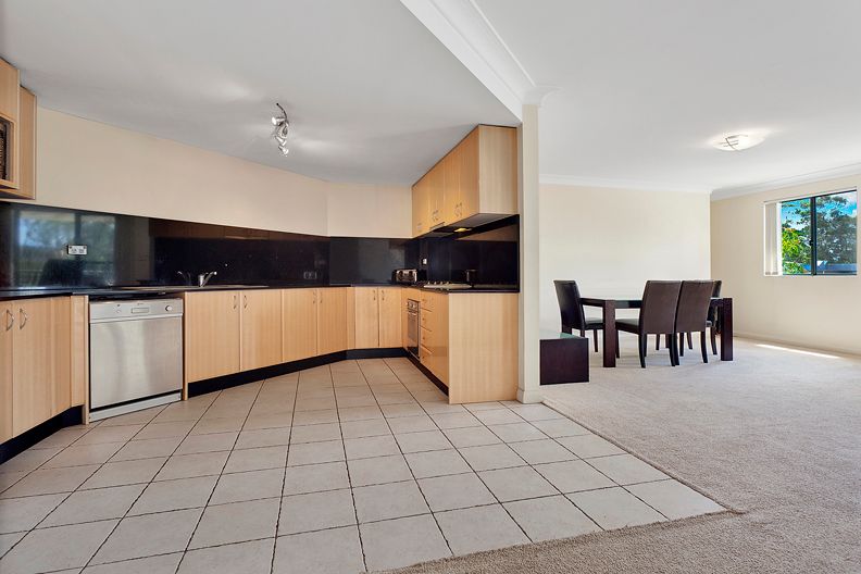 3/54 Glen Street, BELROSE NSW 2085