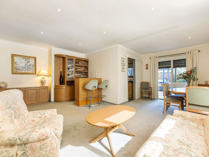 6 Janelaine Court, SPRINGVALE SOUTH, VIC 3172