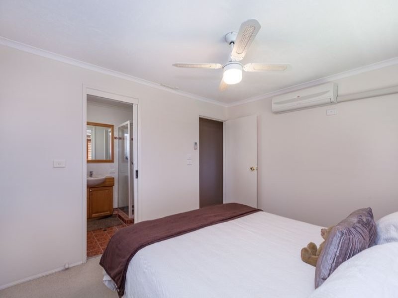 13 DEPUTOR Street, ROCHEDALE SOUTH, QLD 4123