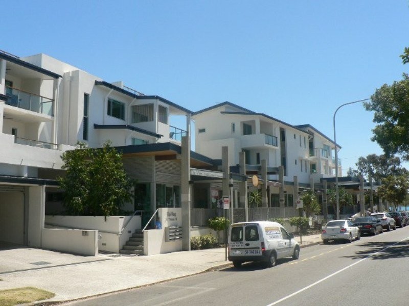 Shop 4/3-7 Thomas Street, NOOSAVILLE, QLD 4566