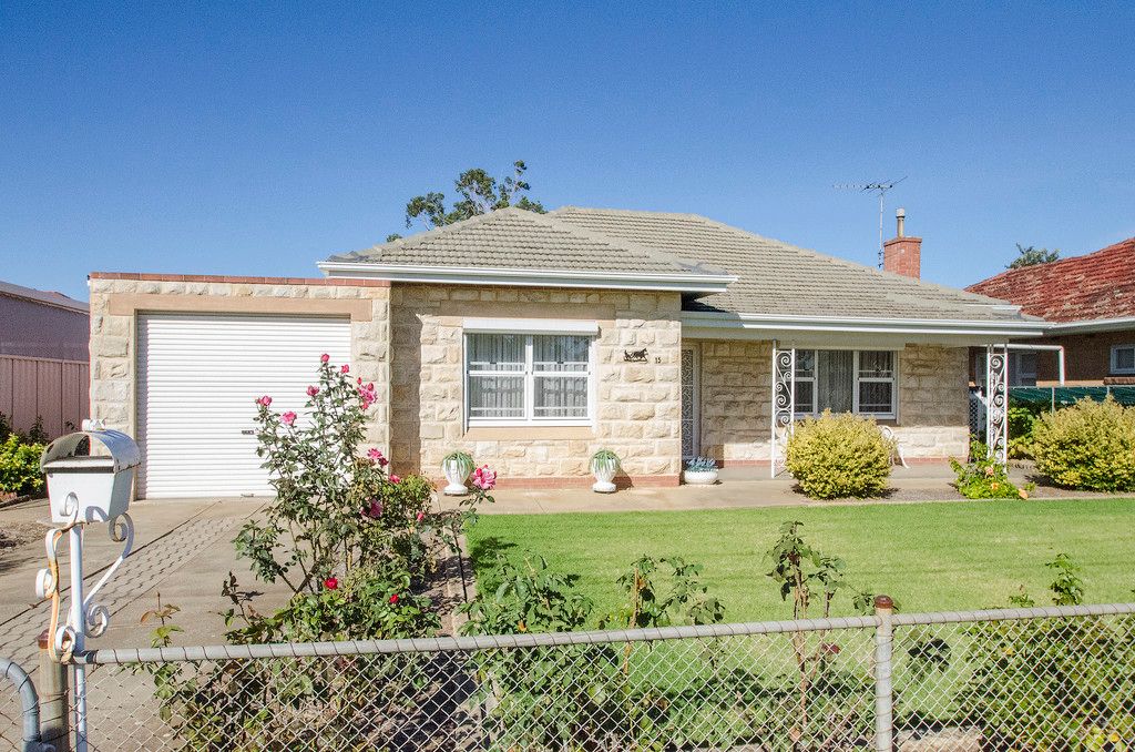 15 Urrbrae Terrace, PLYMPTON SA 5038
