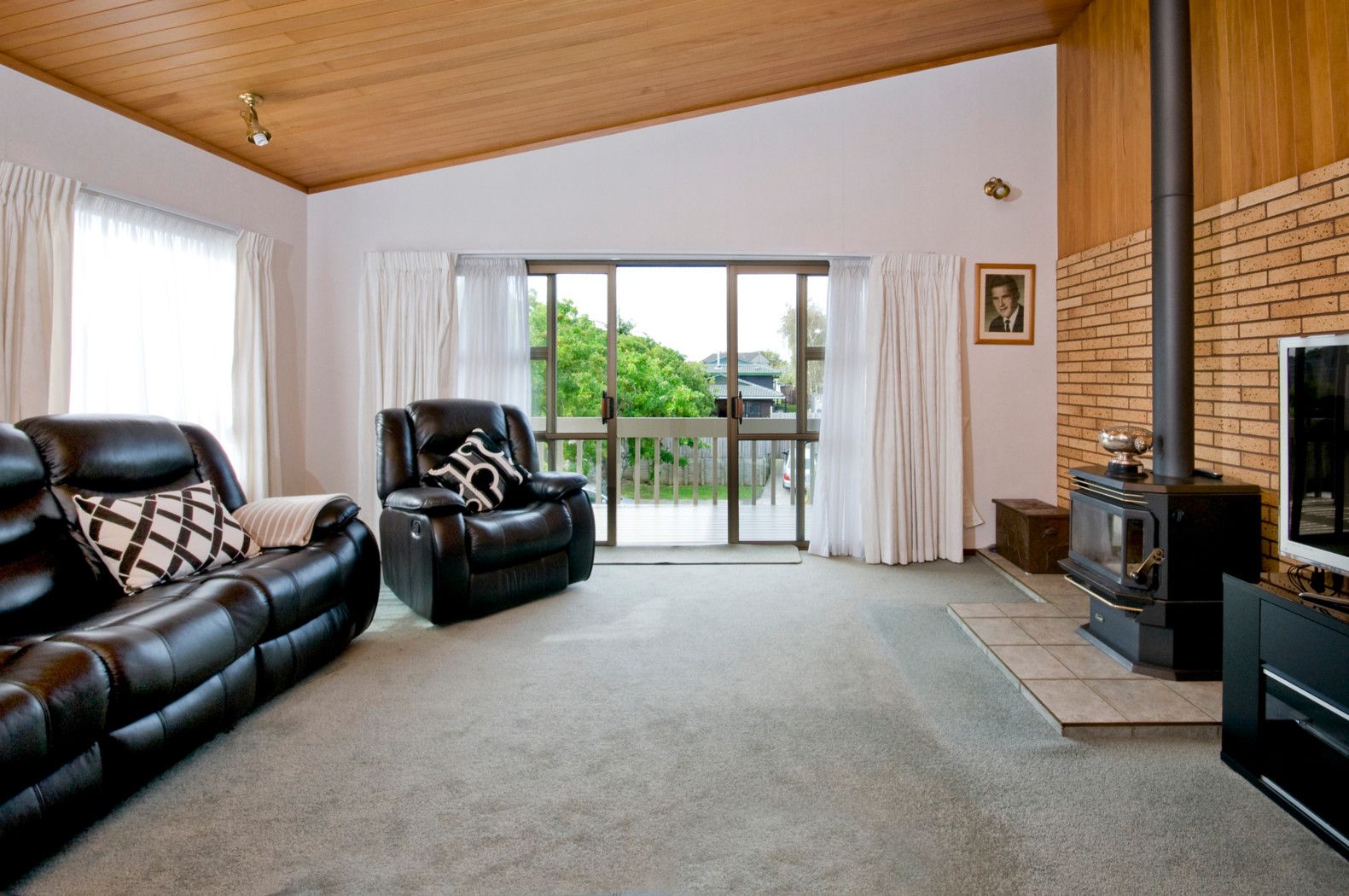 7 Sarah Place, FARM COVE, Manukau City