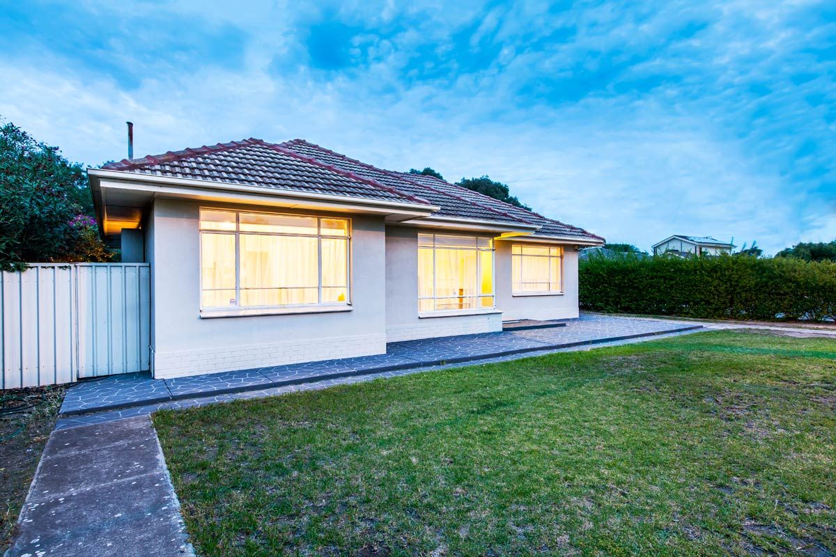 2 Mitton Avenue, HENLEY BEACH, SA 5022