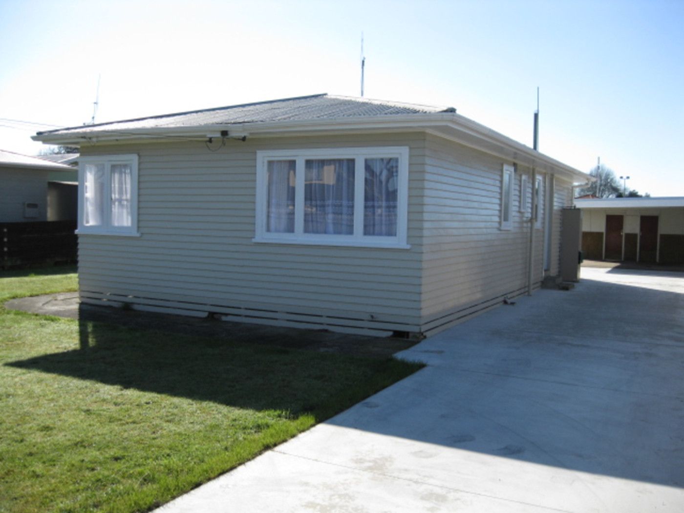 3 Poaka Avenue, DINSDALE, Hamilton City