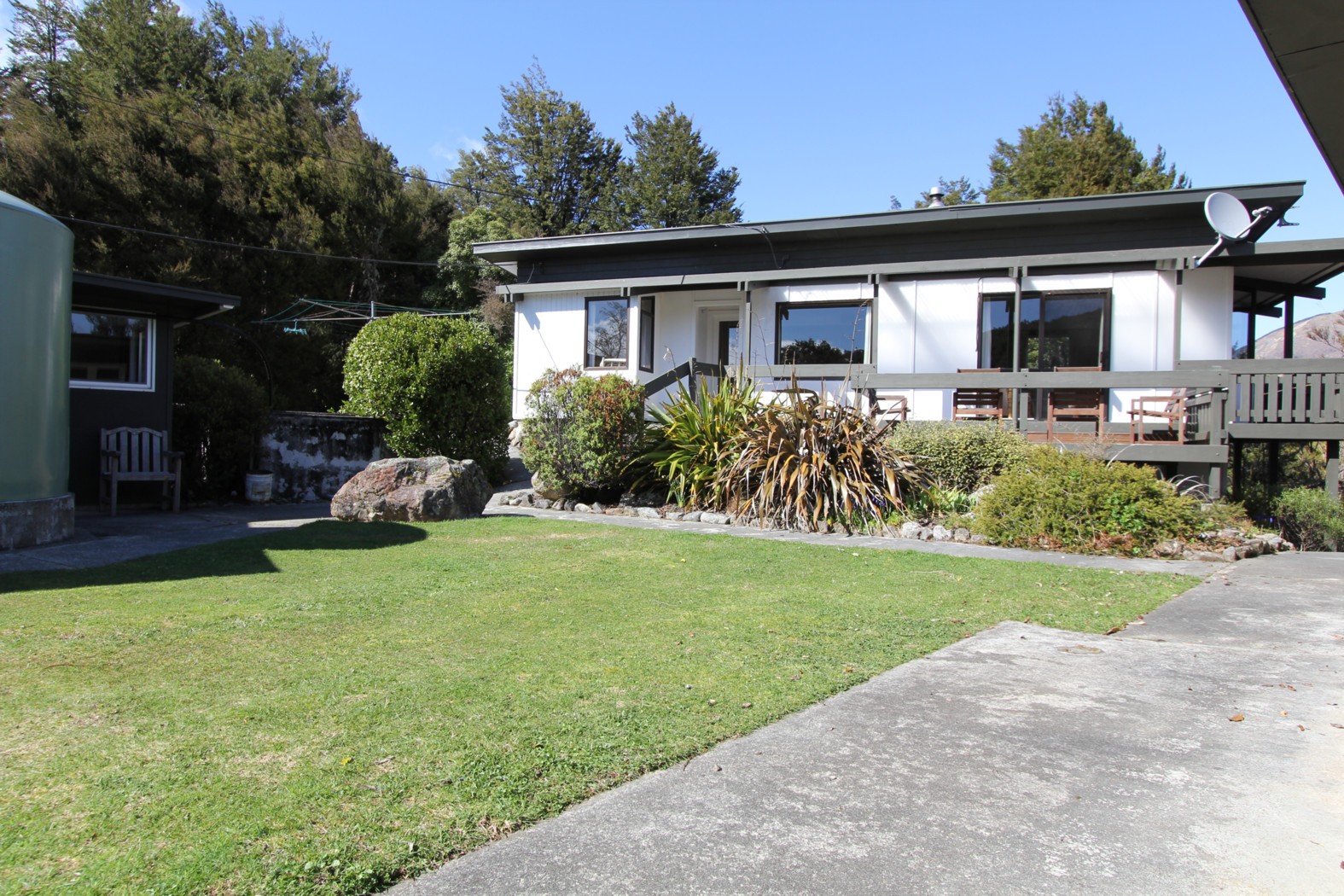 16 Borlase Avenue, ST ARNAUD, Tasman District