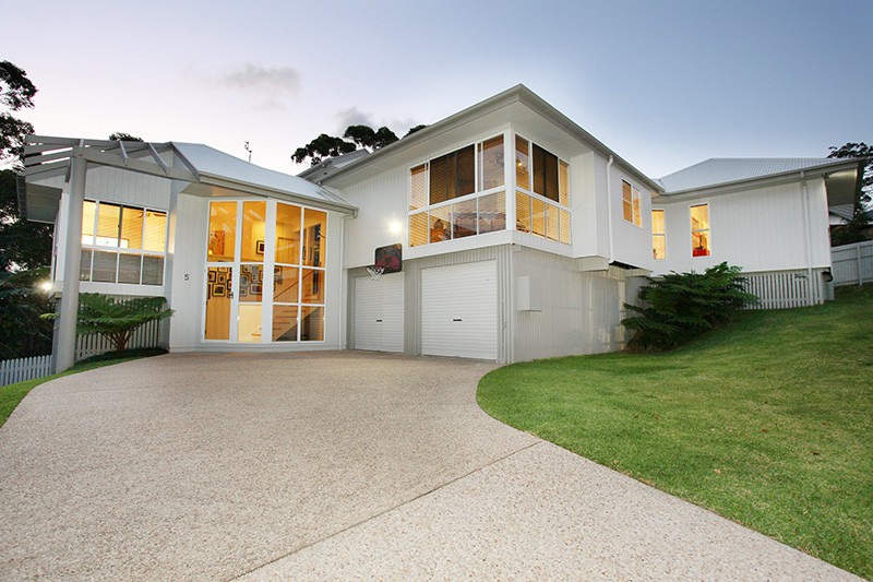 5 Lauren Drive, BUDERIM, QLD 4556