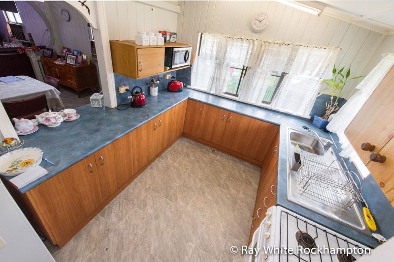 311 East Street, DEPOT HILL, QLD 4700