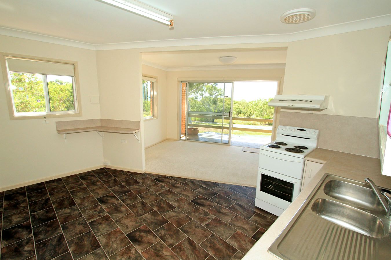 4 Old Scenic Highway, TARANGANBA, QLD 4703