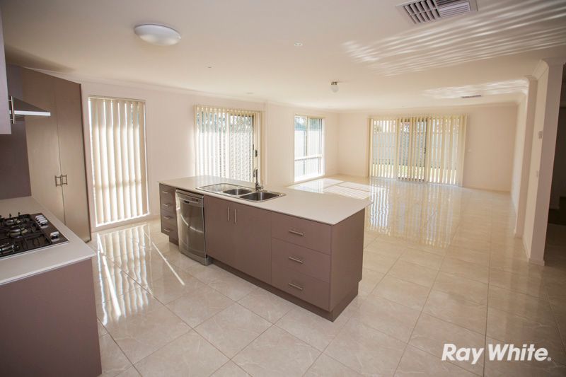 1 Cerulean Drive, OFFICER, VIC 3809