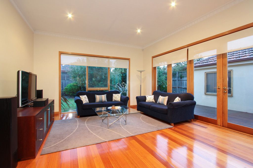 2 Innellan Road, MURRUMBEENA, VIC 3163