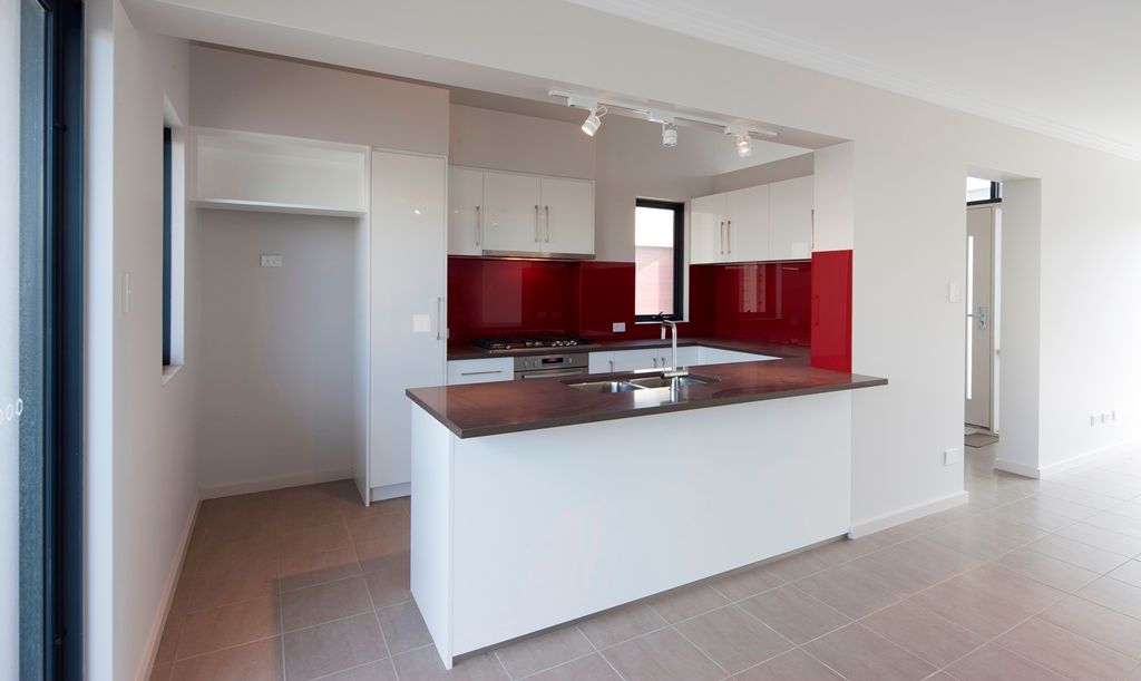 2/305 Chapman Road, BLUFF POINT, WA 6530