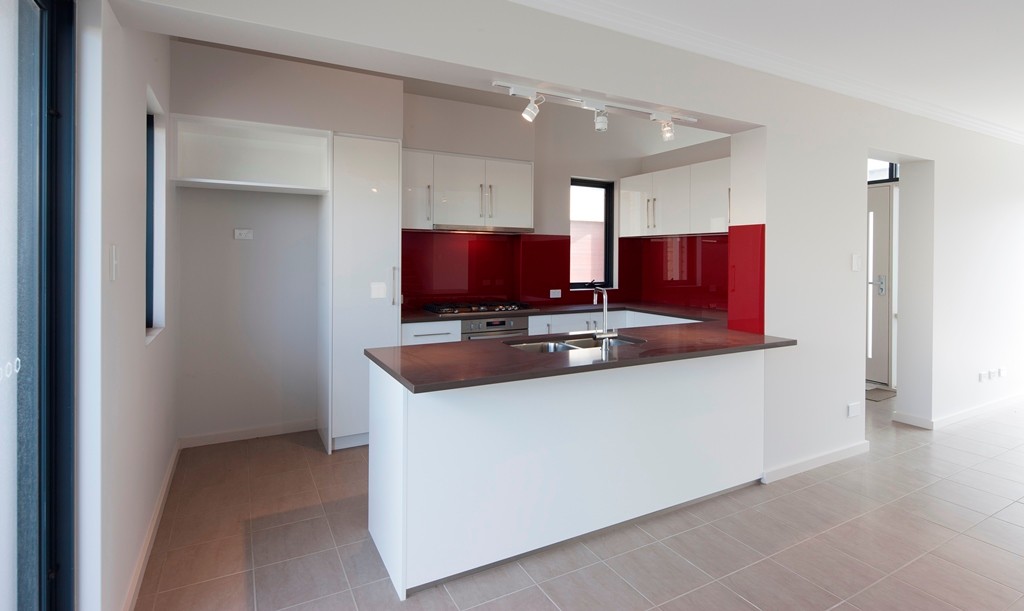 2/305 Chapman Road, BLUFF POINT, WA 6530