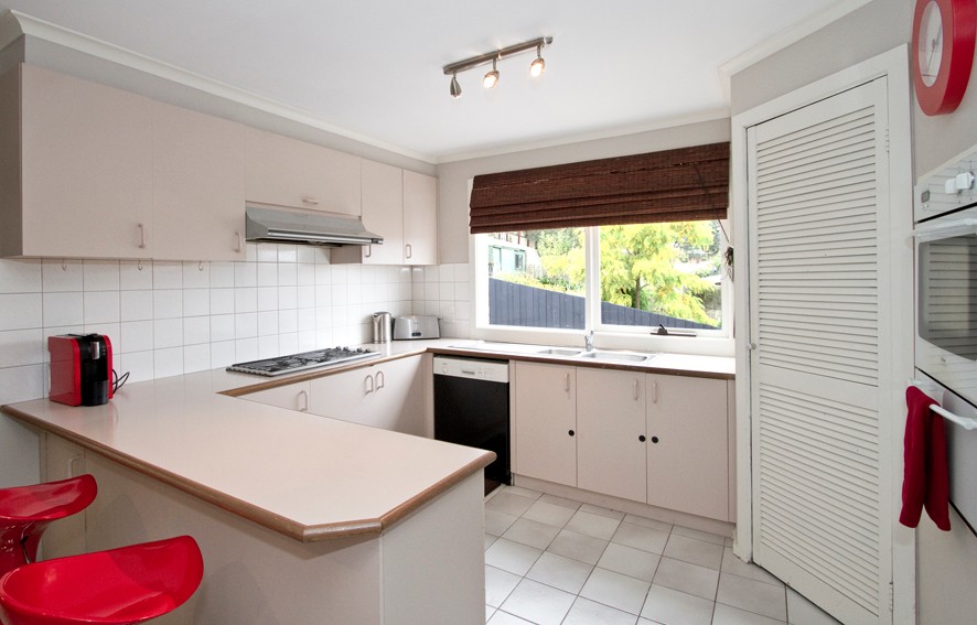 45 Heacham Road, ELTHAM NORTH, VIC 3095