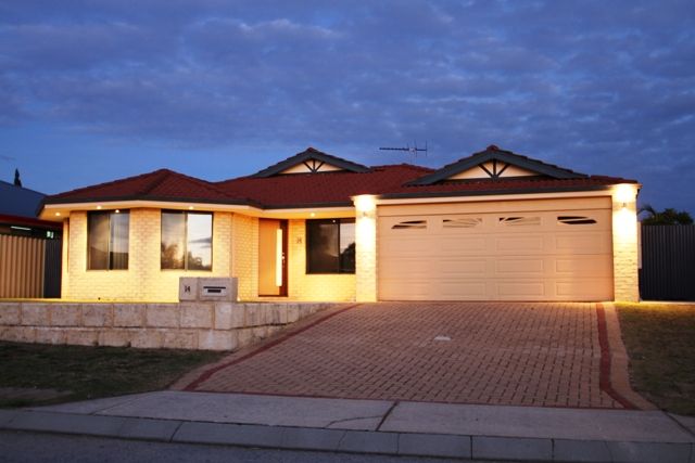 14 Thompson Terrace, BERTRAM WA 6167
