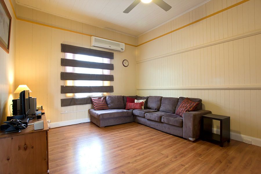 98 James Street, South Toowoomba, QLD 4350