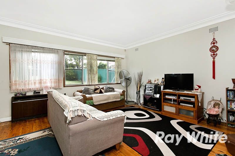 72 Mercury Street, NARWEE, NSW 2209