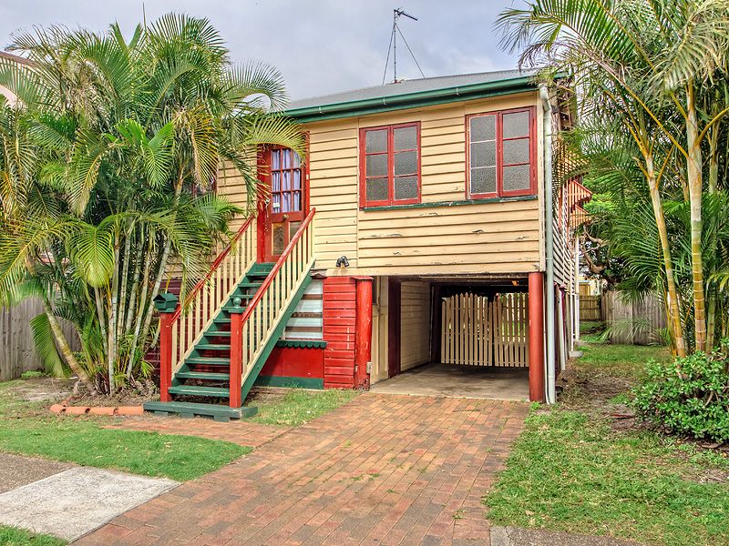 18 Norman Street, SOUTHPORT, QLD 4215