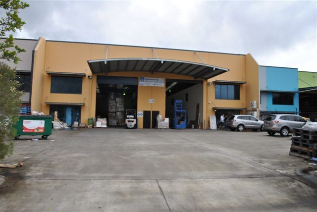 37-39 Nealdon Drive, MEADOWBROOK, QLD 4131