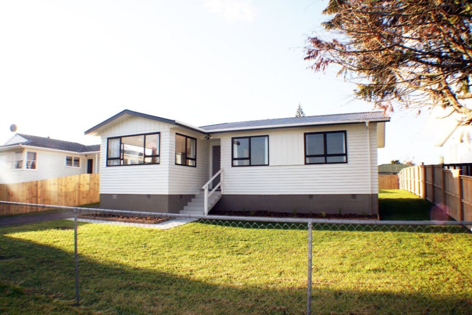 17 Maida Vale, MANUREWA, Manukau City