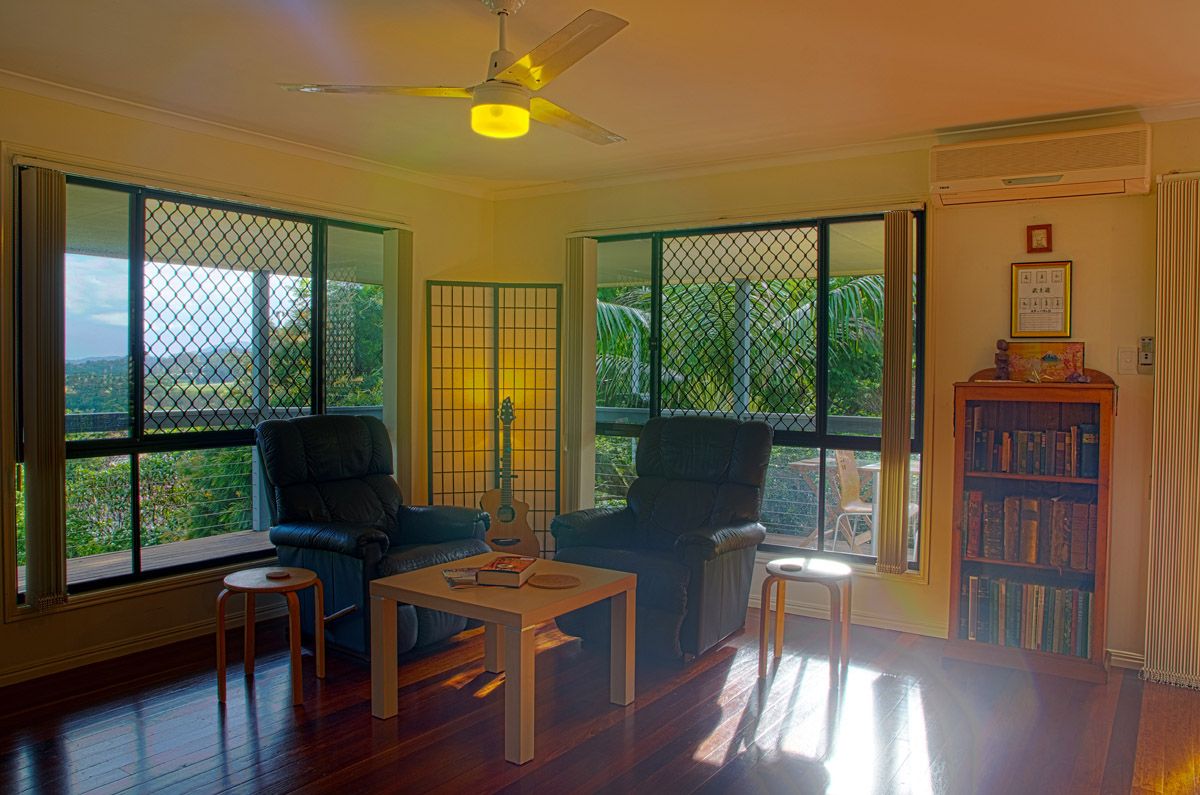 1 Summerfield Court, BLI BLI, QLD 4560