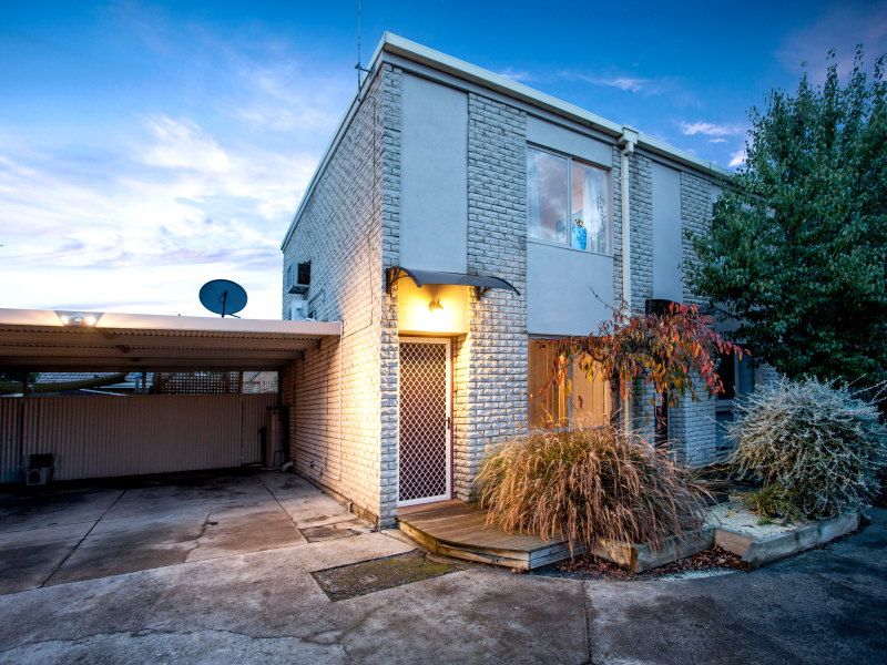 15 Duncan Avenue, SEAFORD VIC 3198