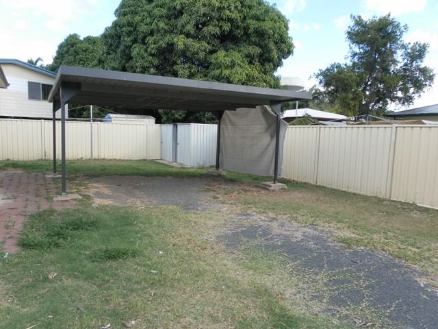 2/24 Old Airport Drive, EMERALD, QLD 4720