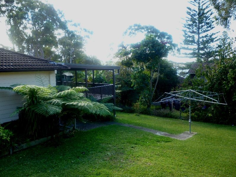 9 Sunlight Parade, FISHING POINT, NSW 2283