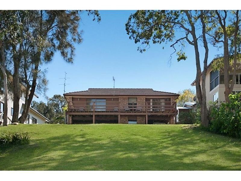 24 Buttaba Road, BRIGHTWATERS, NSW 2264
